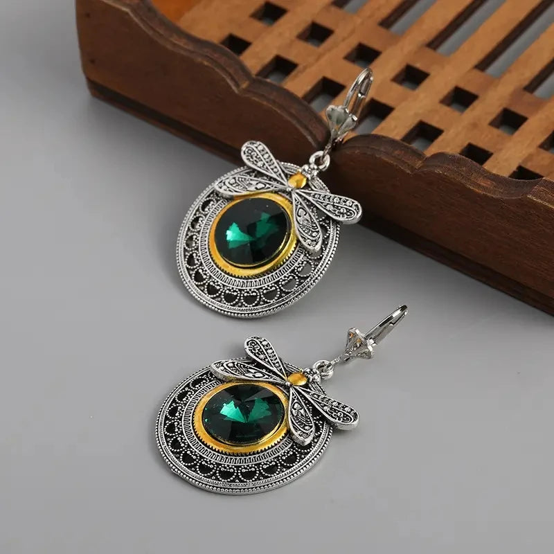 Kolczyki ważka z zielonym krystatem